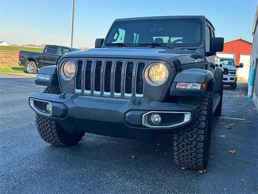 2021 Jeep Gladiator Overland