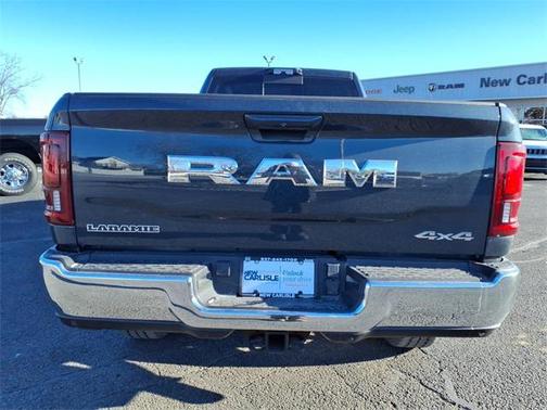 2026 RAM 3500 Laramie Crew Cab 4x4 8' Box