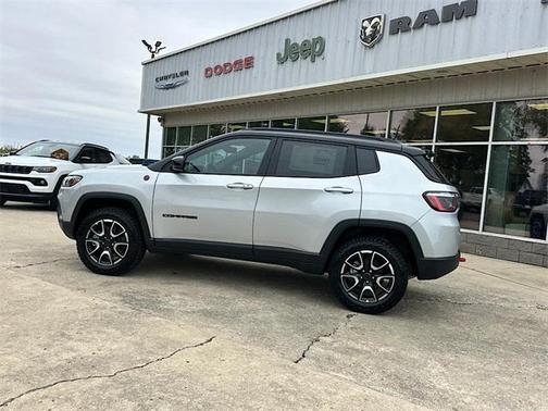 2026 Jeep Compass Trailhawk