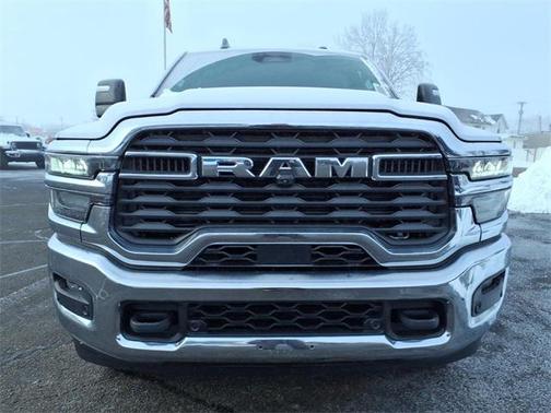 2026 RAM 2500 Tradesman Crew Cab 4x4 8' Box