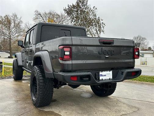 2026 Jeep Gladiator Willys 4x4