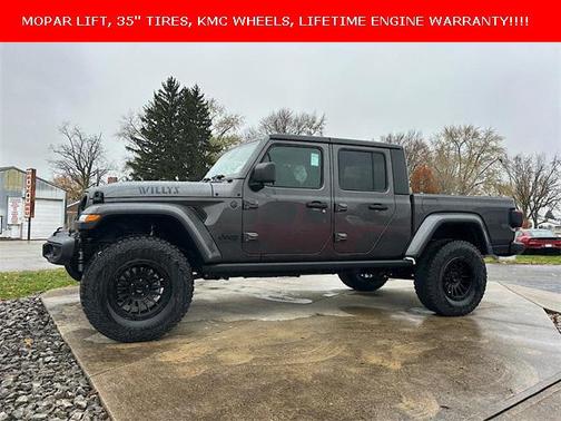 2026 Jeep Gladiator Willys 4x4