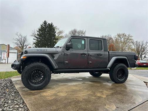 2026 Jeep Gladiator Willys 4x4
