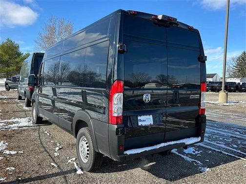 2026 RAM ProMaster 3500 Window Van High Roof
