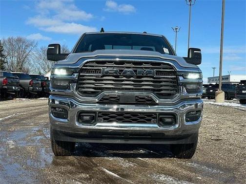 2026 RAM 2500 Tradesman Regular Cab 4x4 8' Box