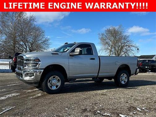 2026 RAM 2500 Tradesman Regular Cab 4x4 8' Box