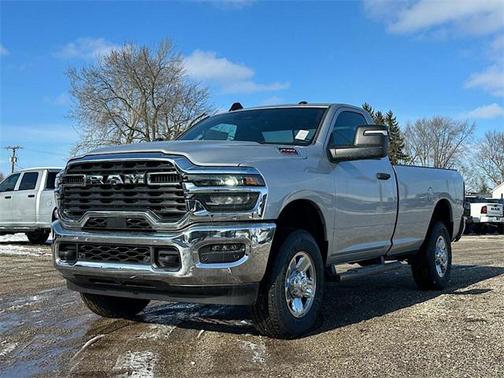 2026 RAM 2500 Tradesman Regular Cab 4x4 8' Box