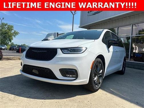 2026 Chrysler Pacifica L