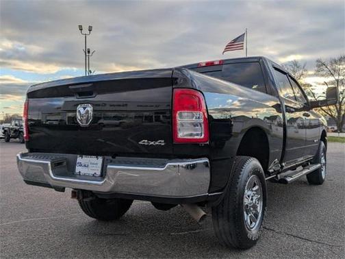 2020 RAM 2500 Tradesman Crew Cab 4X4 6'4' Box
