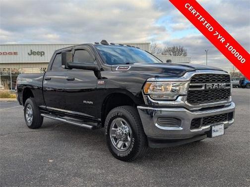 2020 RAM 2500 Tradesman Crew Cab 4X4 6'4' Box