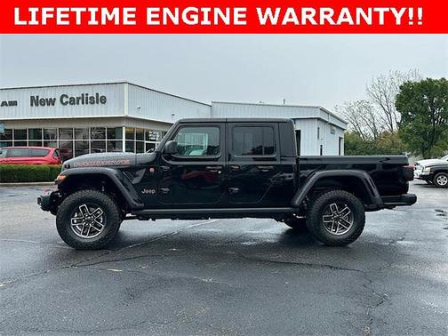 2025 Jeep Gladiator Mojave X