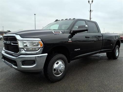 2020 RAM 3500 Tradesman Crew Cab 4x4 8' Box