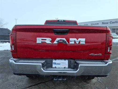 2026 RAM 3500 Tradesman Crew Cab 4x4 8' Box