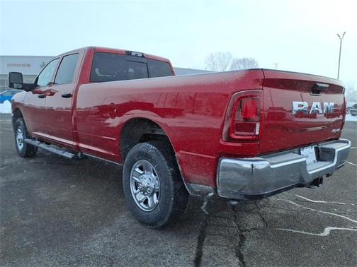 2026 RAM 3500 Tradesman Crew Cab 4x4 8' Box