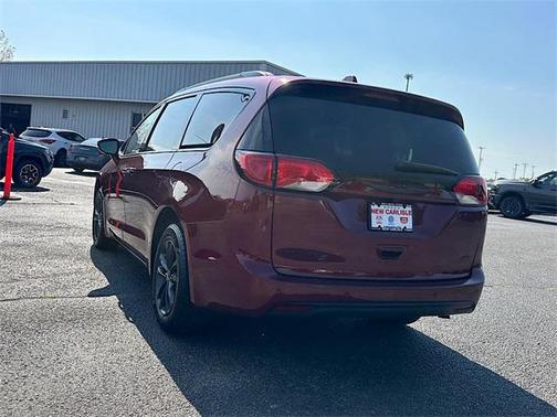2020 Chrysler Pacifica L