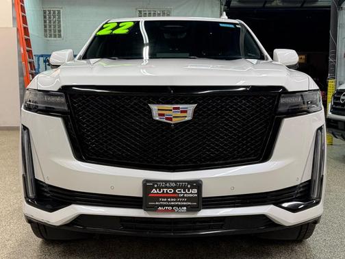 2022 Cadillac Escalade Sport