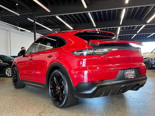 2021 Porsche Cayenne GTS