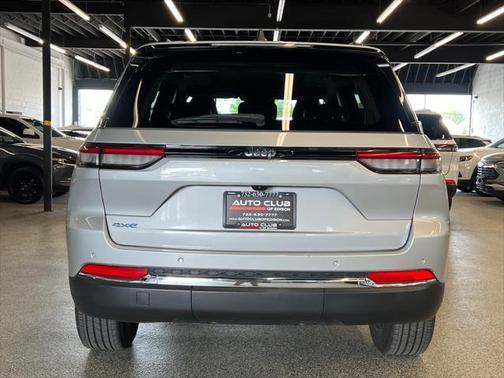2023 Jeep Grand Cherokee 4xe Base