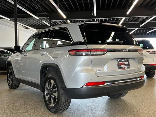 2023 Jeep Grand Cherokee 4xe Base