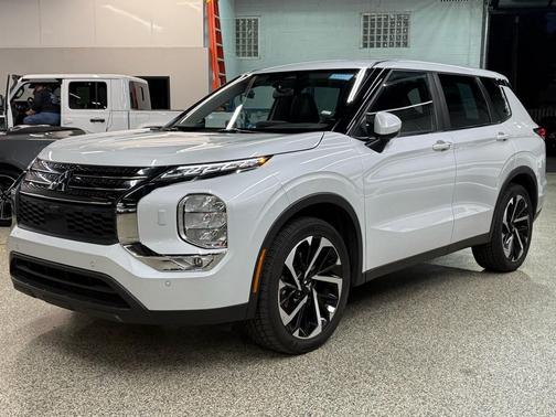 2023 Mitsubishi Outlander SE 2.5 S-AWC