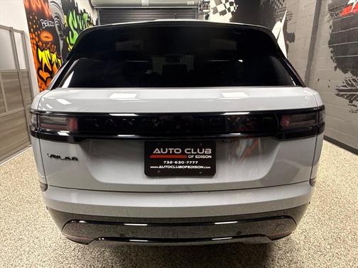 2025 Land Rover Range Rover Velar P250 SE R-Dynamic