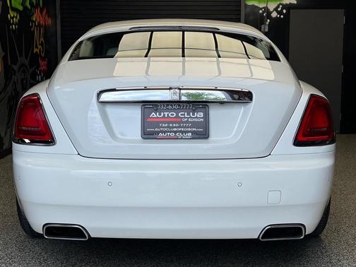 English White (wr33) 2014 Rolls-Royce Wraith