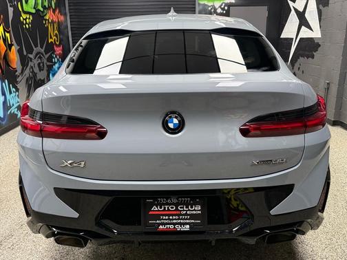 2023 BMW X4 xDrive30i