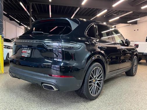 2020 Porsche Cayenne S