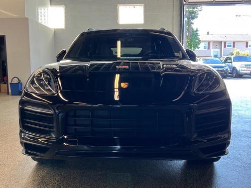 2021 Porsche Cayenne GTS