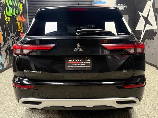 2023 Mitsubishi Outlander SE 2.5 S-AWC