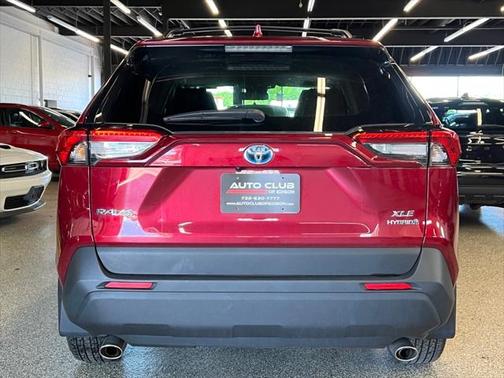 2024 Toyota RAV4 Hybrid XLE
