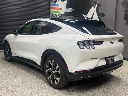 2021 Ford Mustang Mach-E Premium