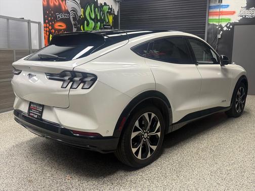 2021 Ford Mustang Mach-E Premium