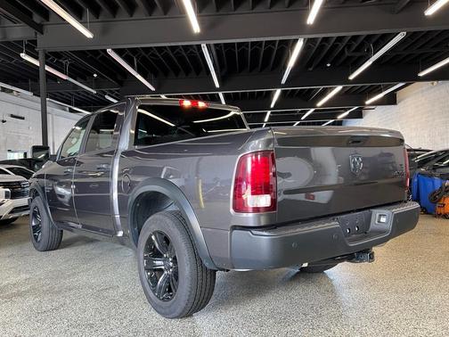 2024 RAM 1500 Classic Warlock Crew Cab 4x4 5'7' Box