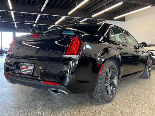 2023 Chrysler 300 S