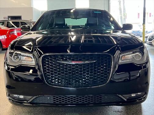 2023 Chrysler 300 S