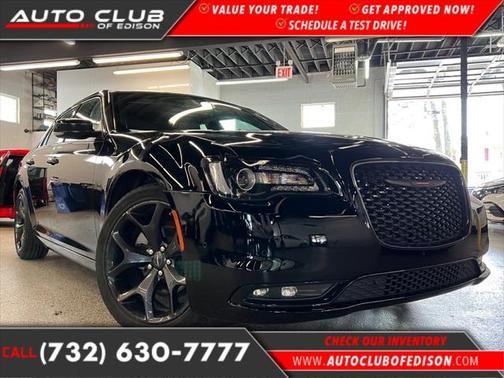 2023 Chrysler 300 S