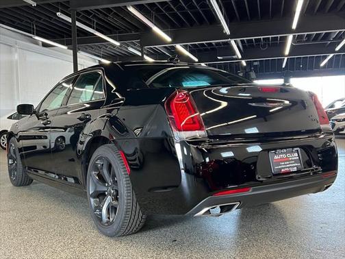 2023 Chrysler 300 S