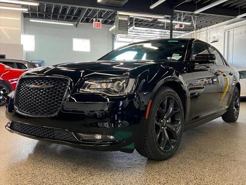 2023 Chrysler 300 S