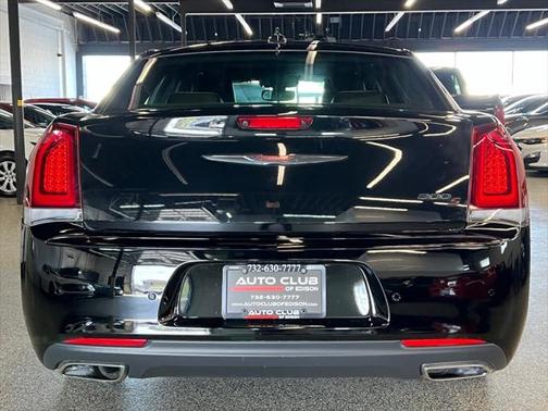 2023 Chrysler 300 S