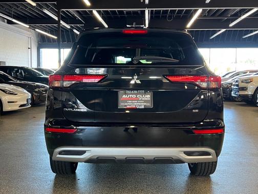 2023 Mitsubishi Outlander SE 2.5 2WD