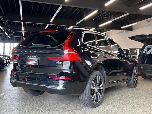 2023 Volvo XC60 B5 Plus Bright Theme