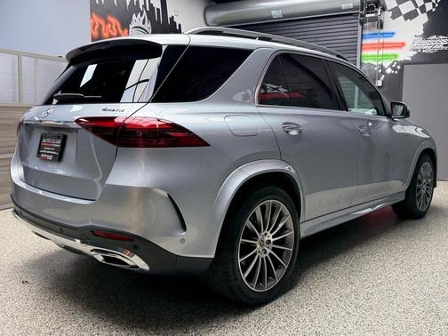 Cirrus Silver Metallic (922) 2024 Mercedes-Benz GLE 450 4MATIC
