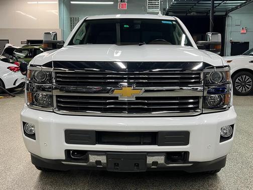 2016 Chevrolet Silverado 2500 High Country