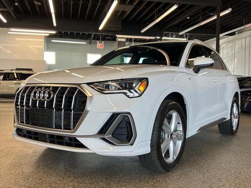 2022 Audi Q3 45 S line Premium Plus