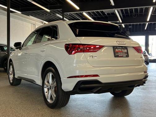 2022 Audi Q3 45 S line Premium Plus