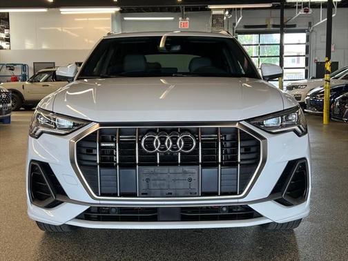 2022 Audi Q3 45 S line Premium Plus