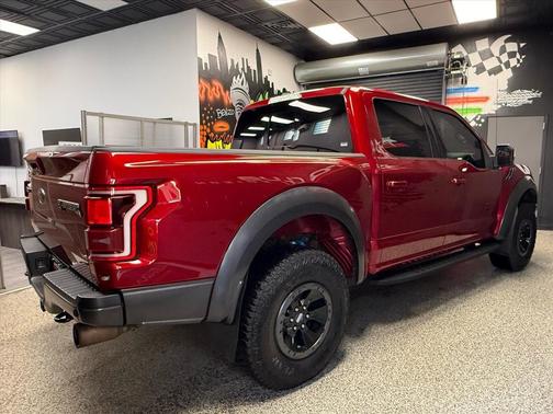 Ruby Red Metallic Tinted Clearcoat (rr) 2017 Ford F-150 Raptor