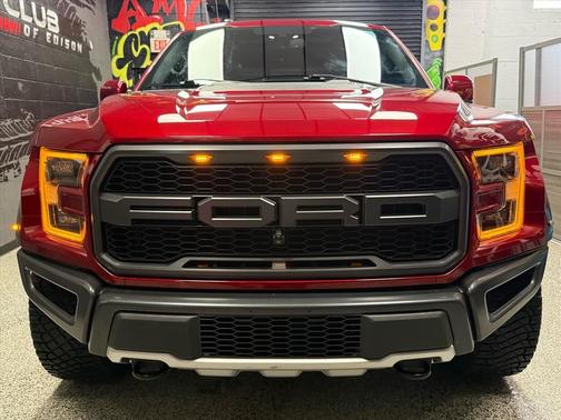 Ruby Red Metallic Tinted Clearcoat (rr) 2017 Ford F-150 Raptor