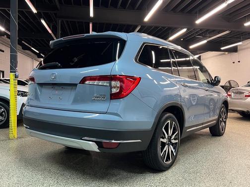 2022 Honda Pilot AWD Elite
